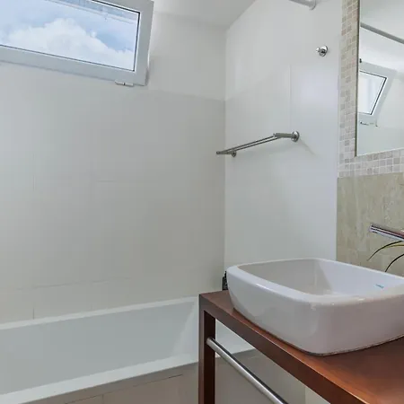 Apartament Classic & Super By Lovelystay Lizbona