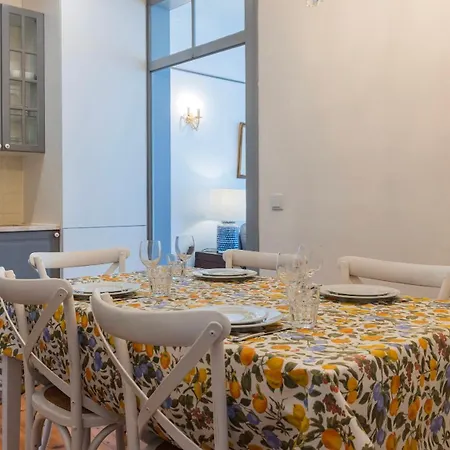 Apartament Classic & Super By Lovelystay *
