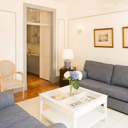 Apartment Classic & Super By Lovelystay *
