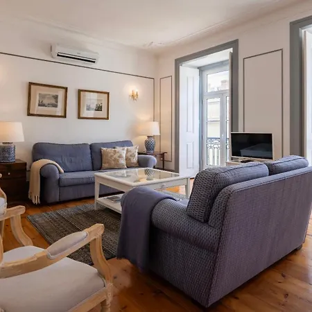 Classic & Super By Lovelystay Apartment