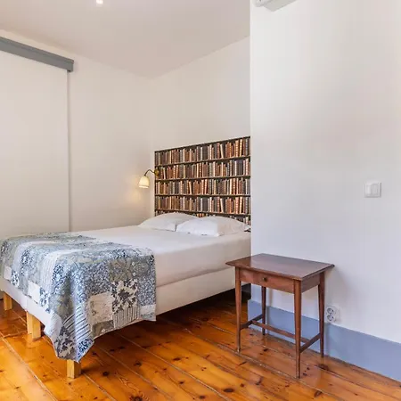 Apartment Classic & Super By Lovelystay