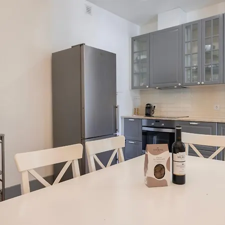 Classic & Super By Lovelystay شقة *